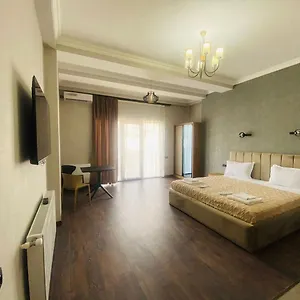Garden Hotel